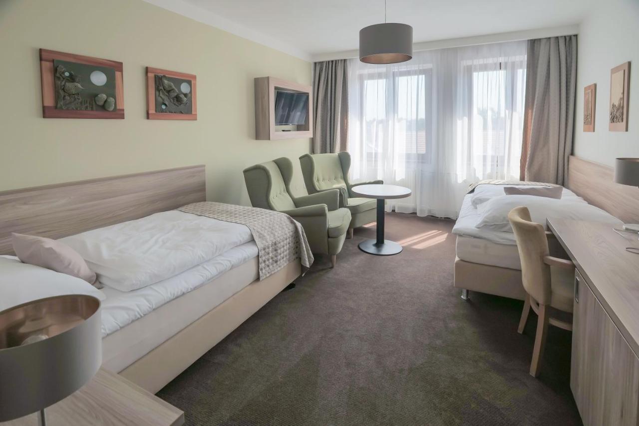 Hotel Zlata Hvezda Litomyšl Екстериор снимка