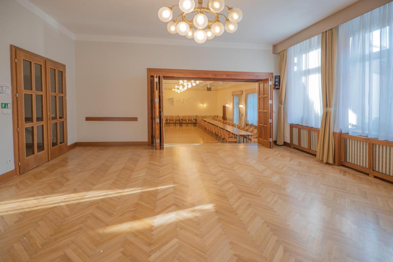 Hotel Zlata Hvezda Litomyšl Екстериор снимка