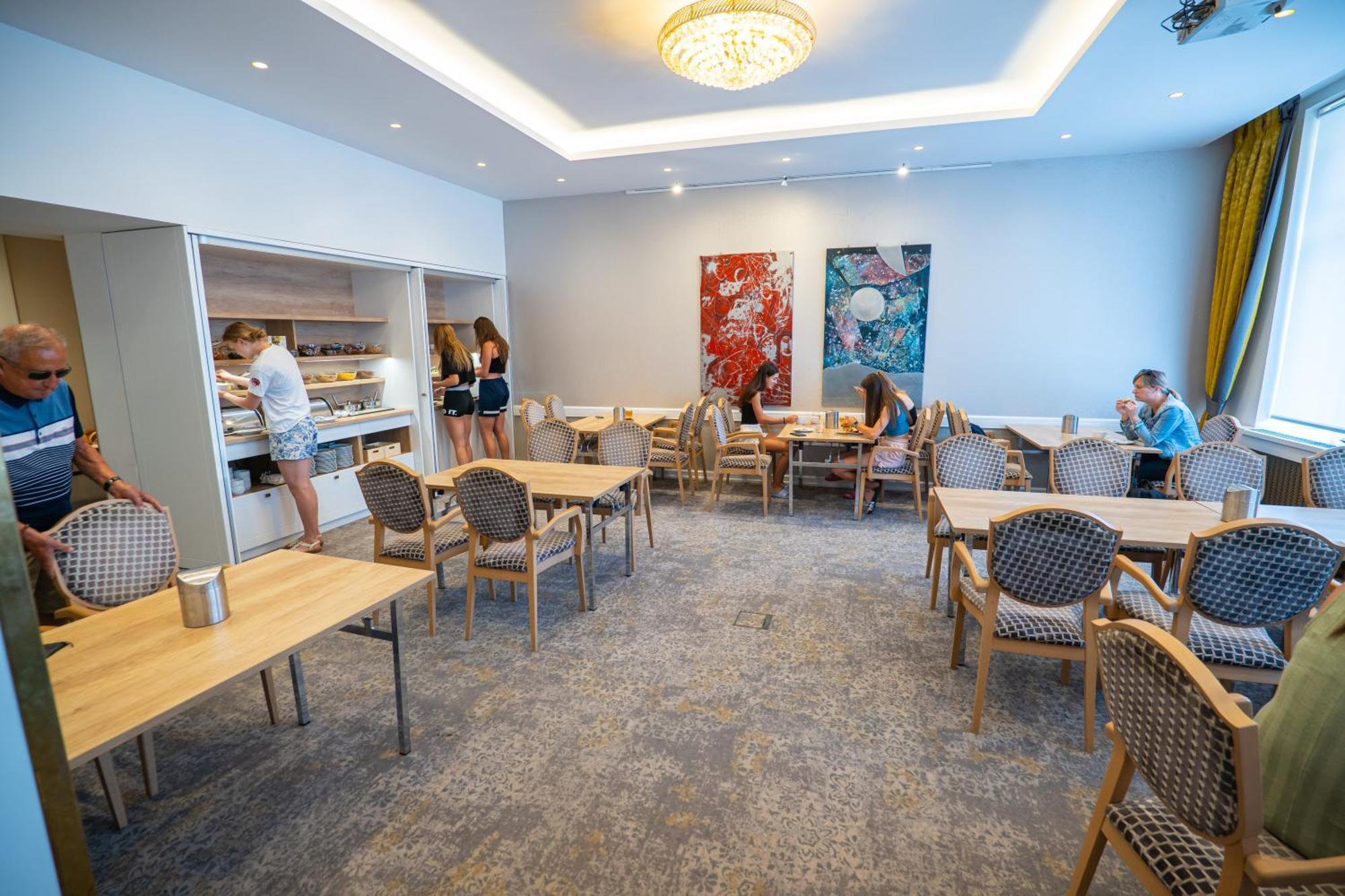 Hotel Zlata Hvezda Litomyšl Екстериор снимка